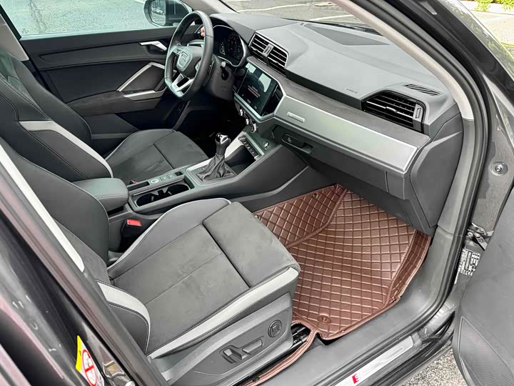 Фото 9 - Audi Q3