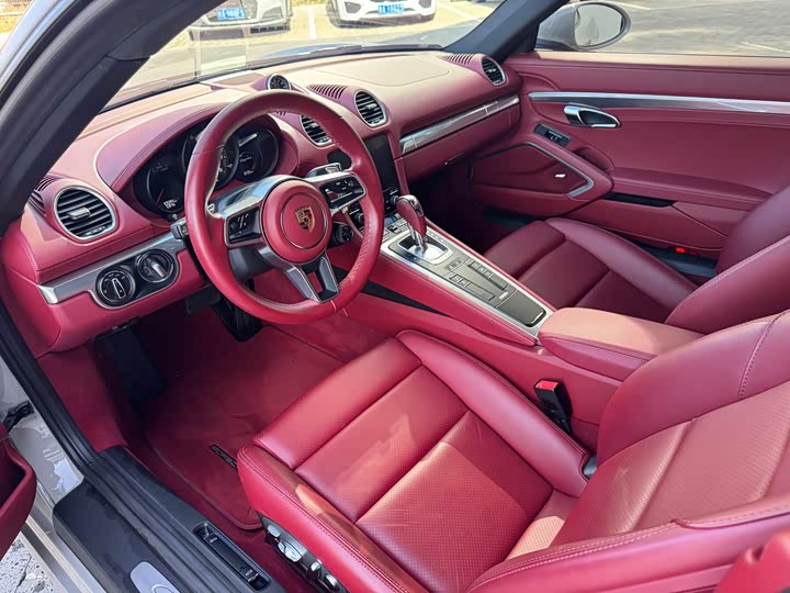 Фото 4 - Porsche 718