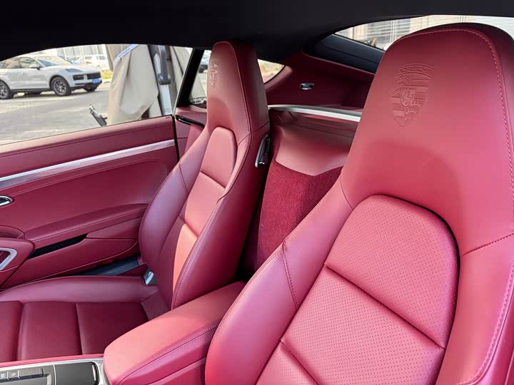 Фото 7 - Porsche 718