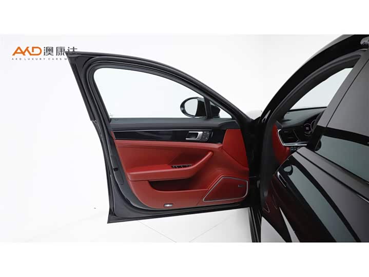 Фото 10 - Porsche Panamera