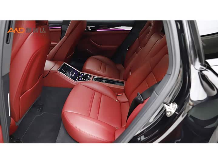 Фото 7 - Porsche Panamera