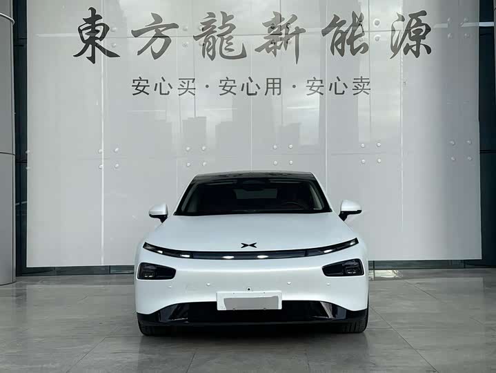 Фото 2 - XPeng P7