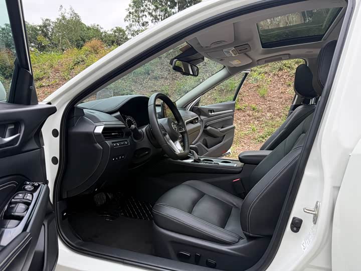 Фото 8 - Nissan Teana