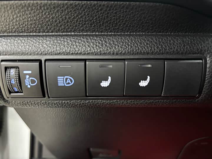 Фото 18 - Toyota Levin