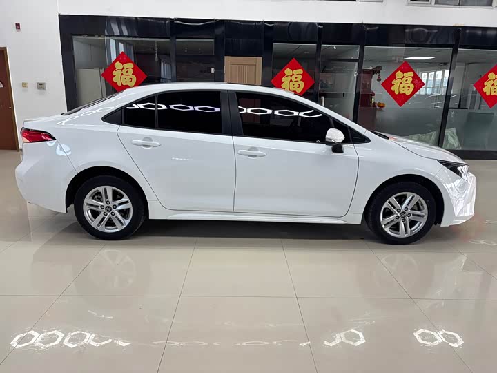 Фото 4 - Toyota Levin