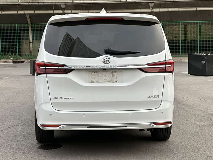 Фото 13 - Buick GL8 ES