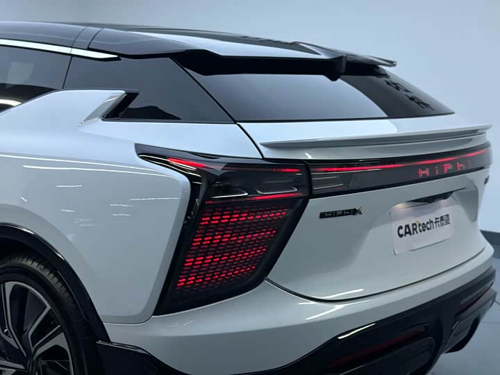 Фото 31 - HiPhi X