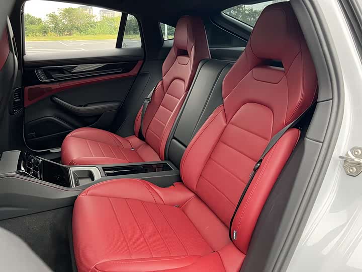 Фото 12 - Porsche Panamera