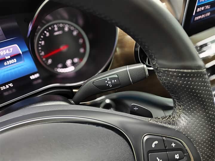 Фото 20 - Mercedes-Benz V-Class