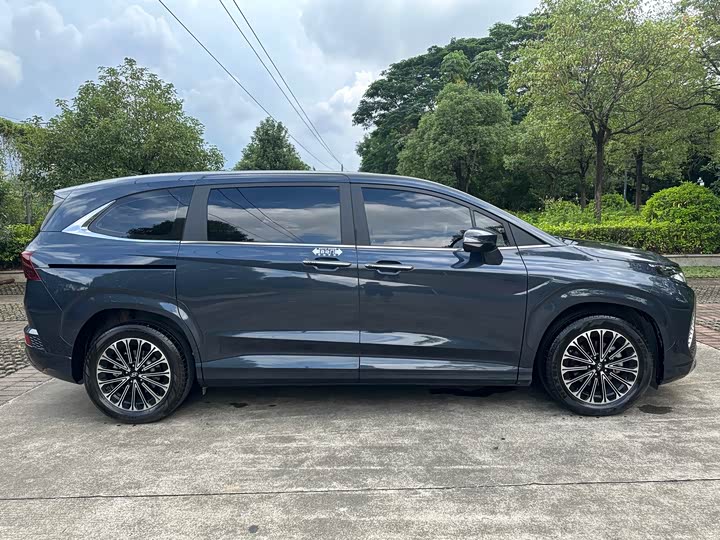 Фото 11 - Hyundai Custo