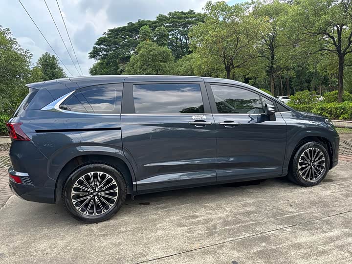 Фото 12 - Hyundai Custo