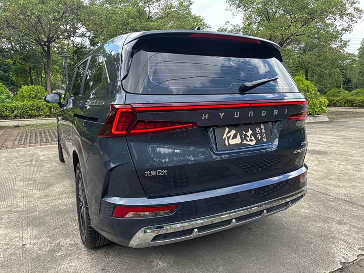 Фото 16 - Hyundai Custo