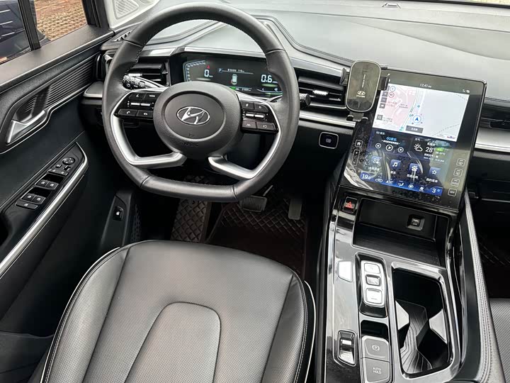 Фото 20 - Hyundai Custo