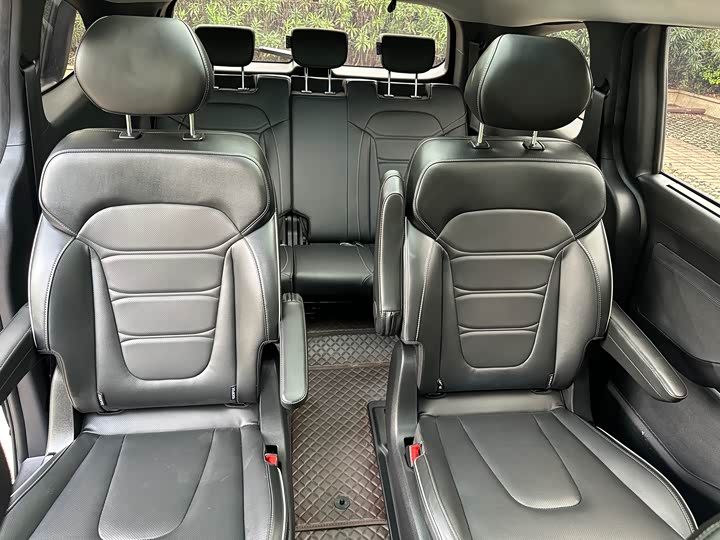 Фото 27 - Hyundai Custo