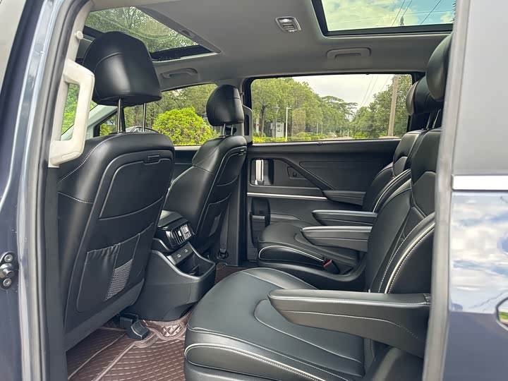 Фото 35 - Hyundai Custo