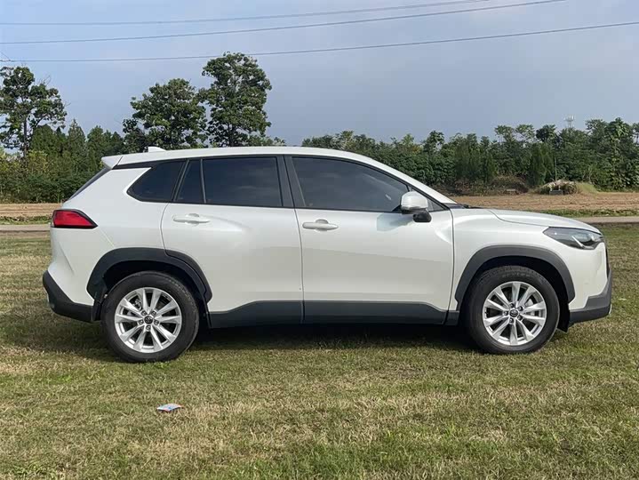 Фото 4 - Toyota Corolla Cross