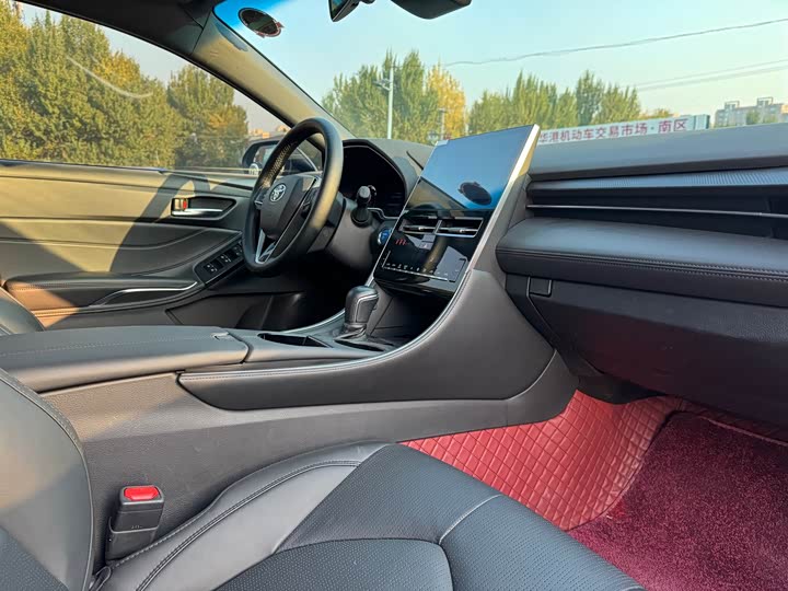 Фото 13 - Toyota Avalon