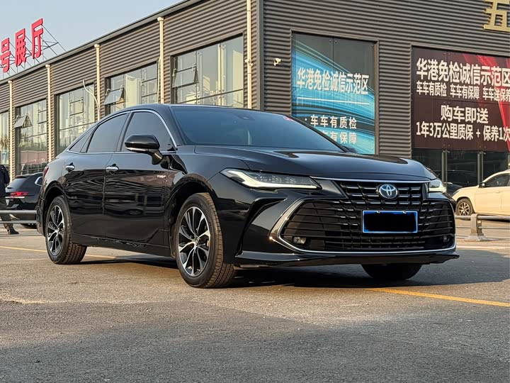 Фото 3 - Toyota Avalon