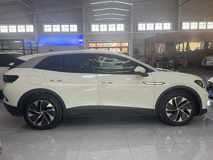 Фото 10 - Volkswagen ID.4 Crozz