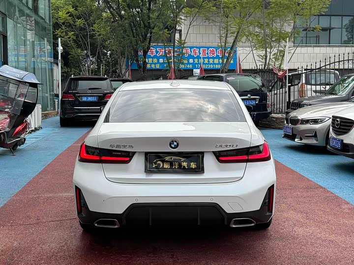 Фото 3 - BMW 3 Series