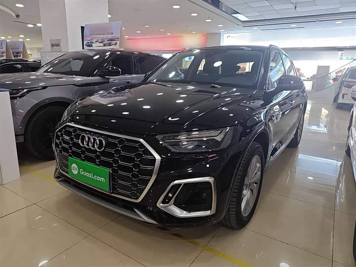 Фото 2 - Audi Q5L