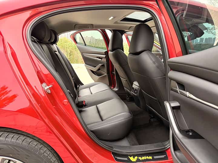 Фото 13 - Mazda 3 (Axela)