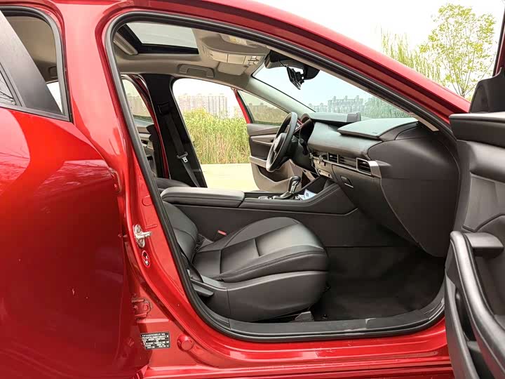 Фото 8 - Mazda 3 (Axela)