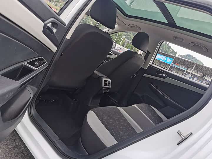 Фото 8 - Jetta VS7