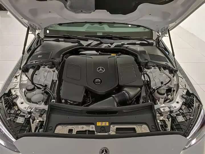 Фото 10 - Mercedes-Benz C-Class