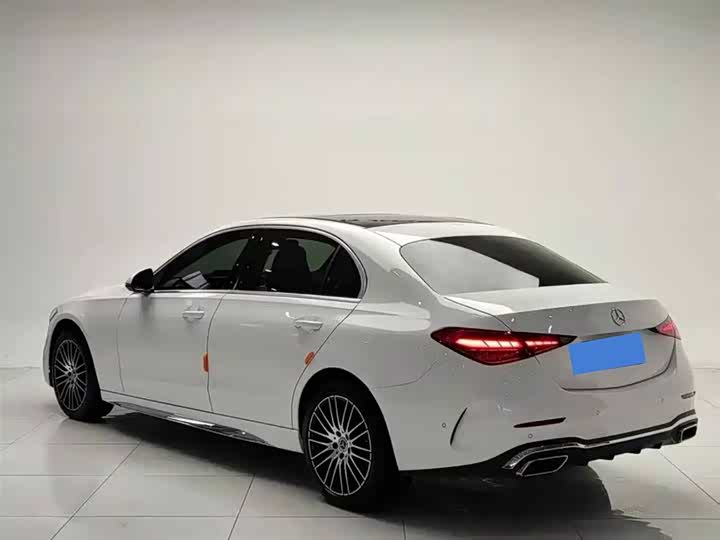 Фото 4 - Mercedes-Benz C-Class