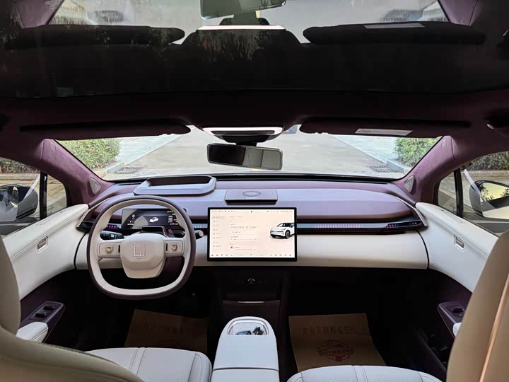 Фото 6 - Zeekr X