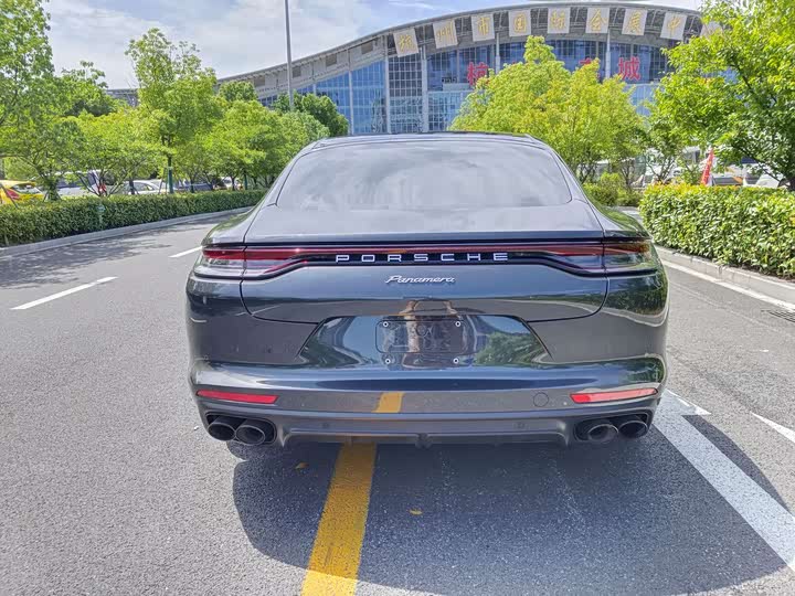 Фото 9 - Porsche Panamera