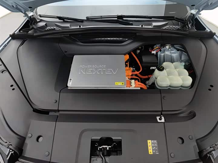 Фото 6 - Nio ES6