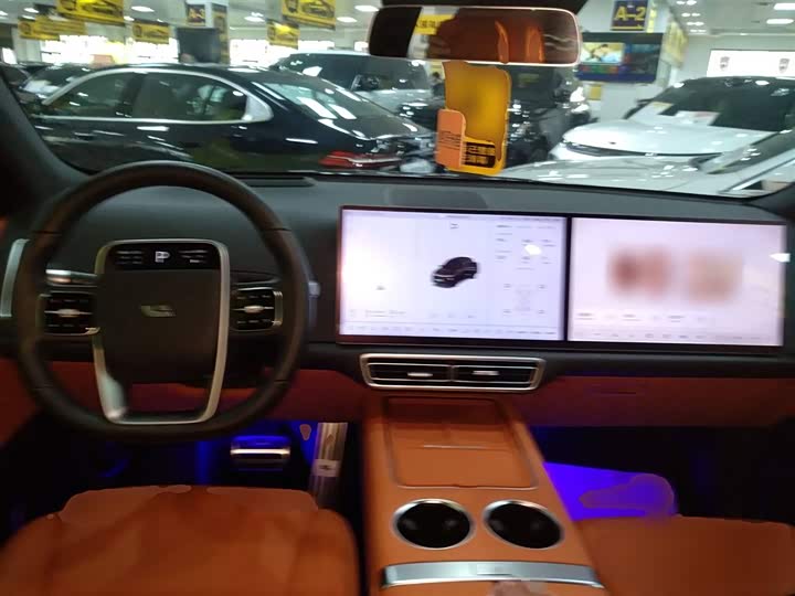 Фото 12 - LiXiang L6