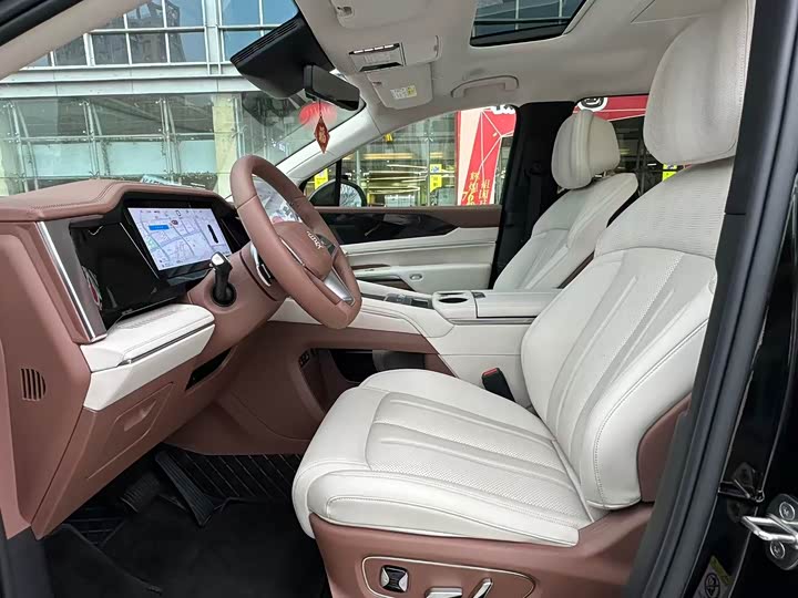 Фото 8 - BYD Xia