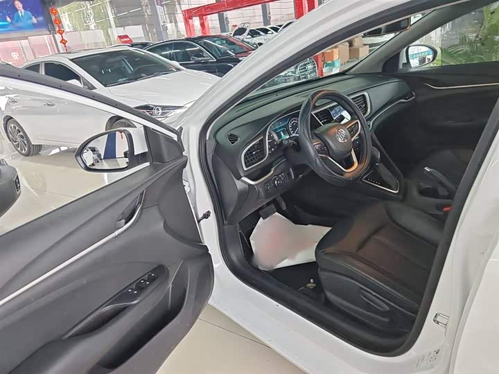 Фото 16 - Buick Excelle GT