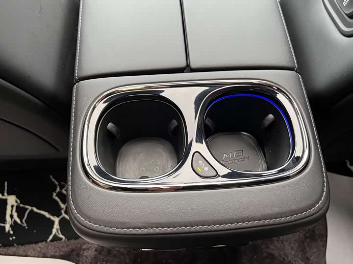 Фото 13 - GAC Trumpchi M8