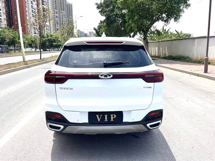 Фото 8 - Chery Tiggo 8