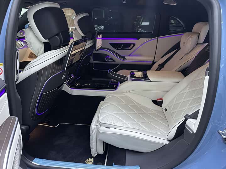 Фото 5 - Mercedes-Benz Maybach S-Class