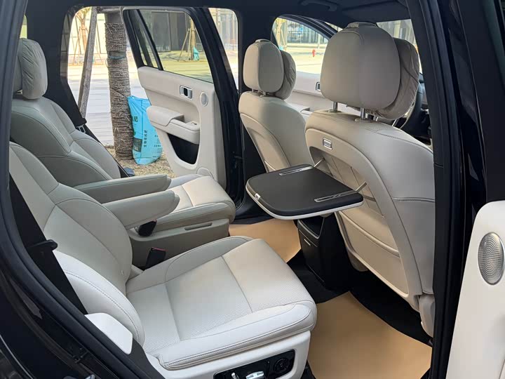 Фото 8 - LiXiang L8