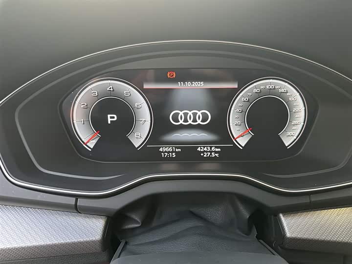 Фото 4 - Audi Q5L