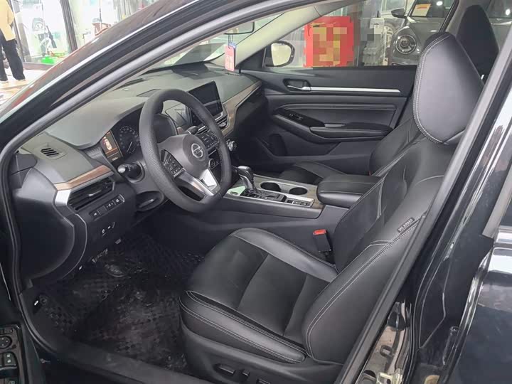 Фото 11 - Nissan Teana