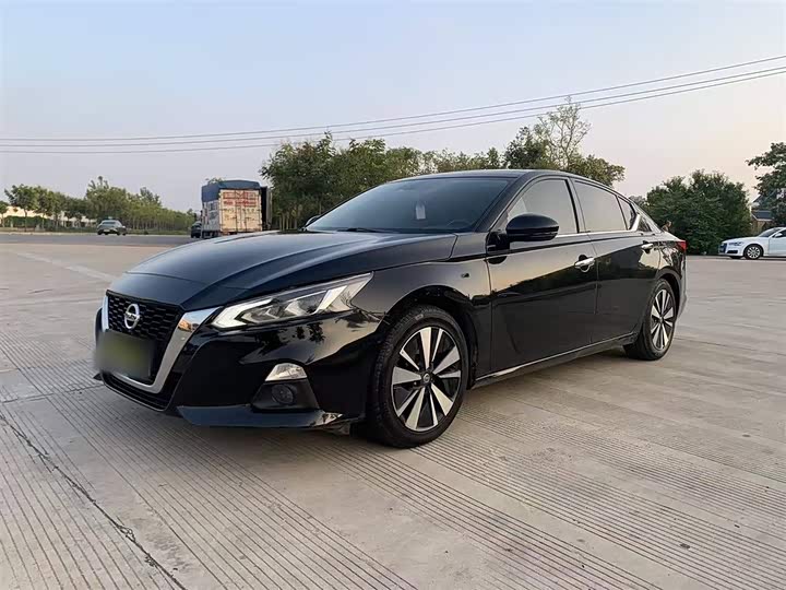 Фото 2 - Nissan Teana