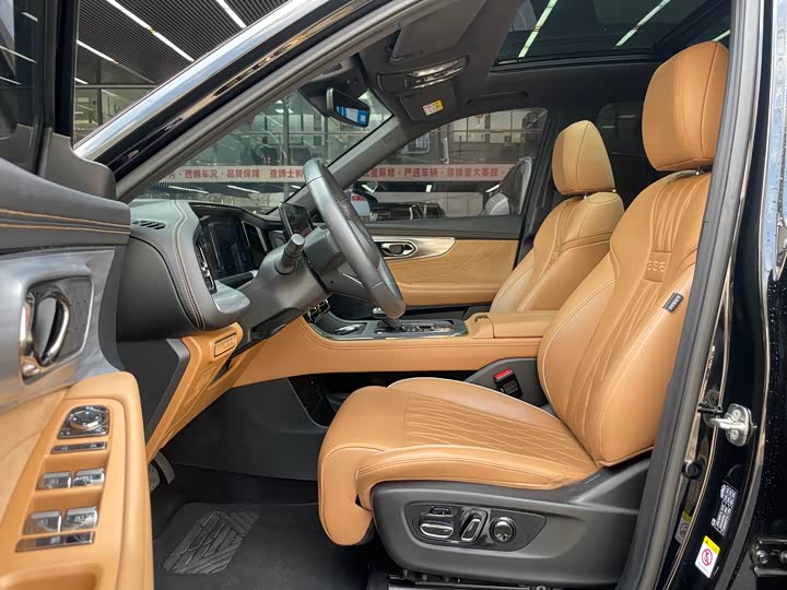 Фото 6 - GAC Trumpchi GS8