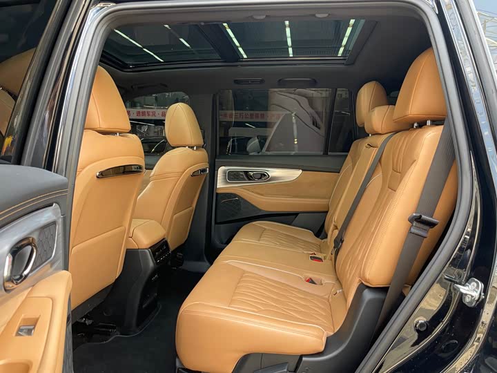 Фото 7 - GAC Trumpchi GS8