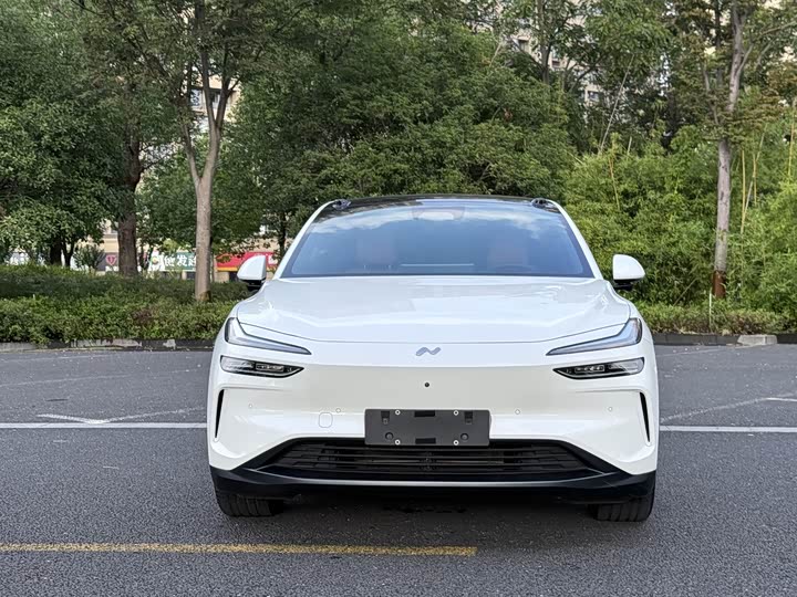 Фото 2 - Nio Onvo L60