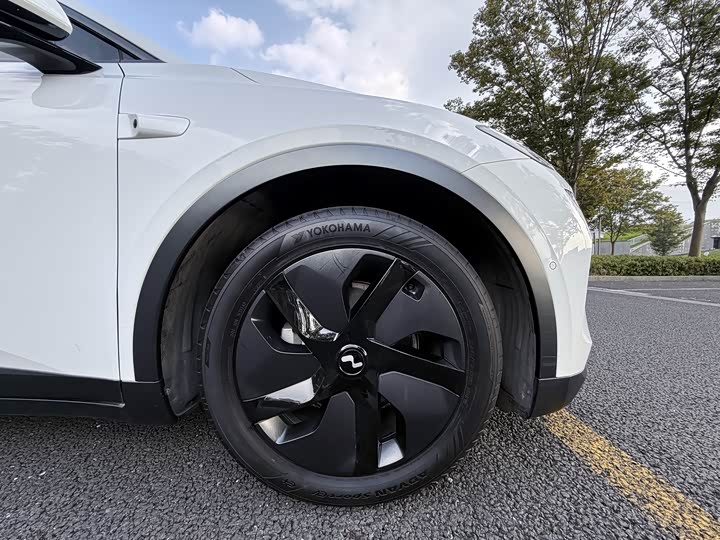 Фото 9 - Nio Onvo L60