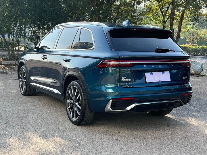 Фото 4 - Geely Monjaro