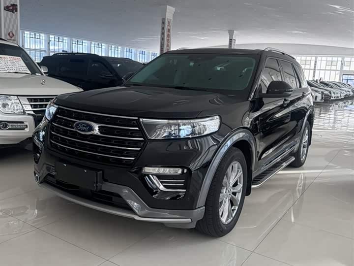 Фото 7 - Ford Explorer