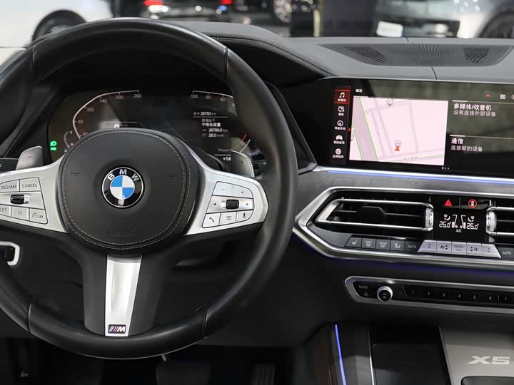 Фото 10 - BMW X5